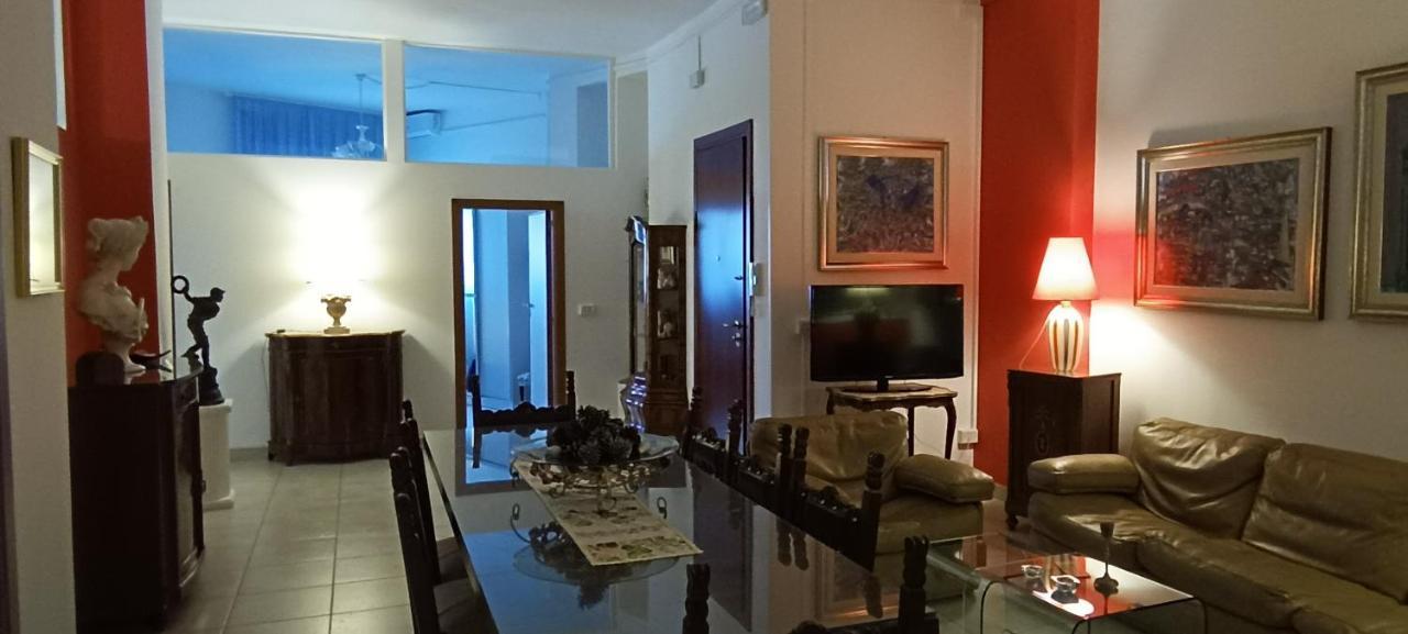 Apartamento Amanda'S Tarento Exterior foto
